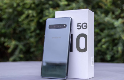 ICE UNIVERSE «ЗЛИВ» В МЕРЕЖУ ФОТО ФЛАГМАНА SAMSUNG GALAXY S10 LITE