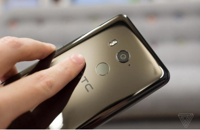 РЕВОЛЮЦІЙНЕ РІШЕННЯ HTC – СТВОРИТИ СЕРЙОЗНУ КОНКУРЕНЦІЮ APPLE