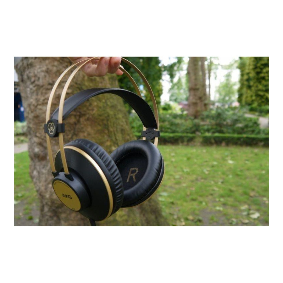 AKG K92