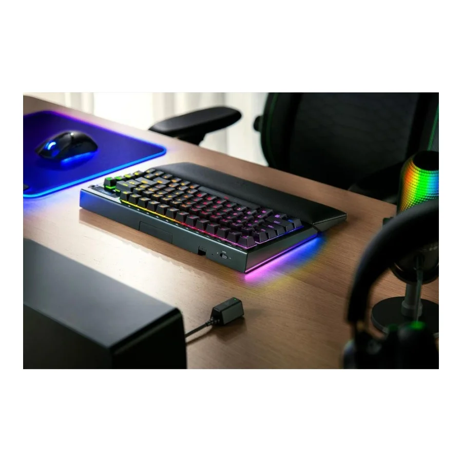 Razer BlackWidow V4 Pro 75% ANSI Black (RZ03-05130100-R3M1)