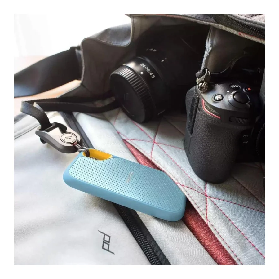 SanDisk Extreme Portable V2 4 TB Sky Blue (SDSSDE61-4T00-G25B)