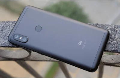 Слухи интернета: Redmi Note 6 и Redmi 6 Plus